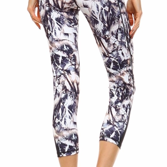 ABSTRACT PRINT LEGGINGS - Picture 3 of 3